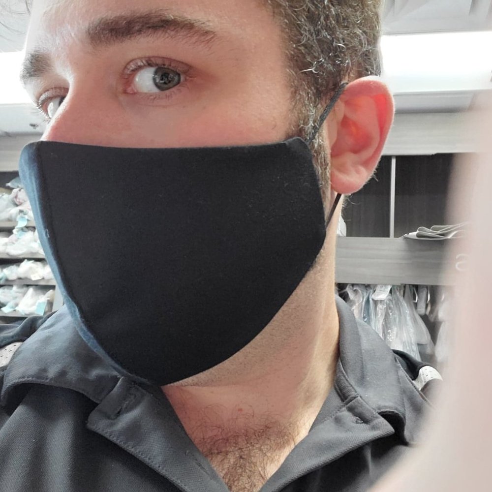 one White 100% cotton facemask with 3 PM 2.5 Filte